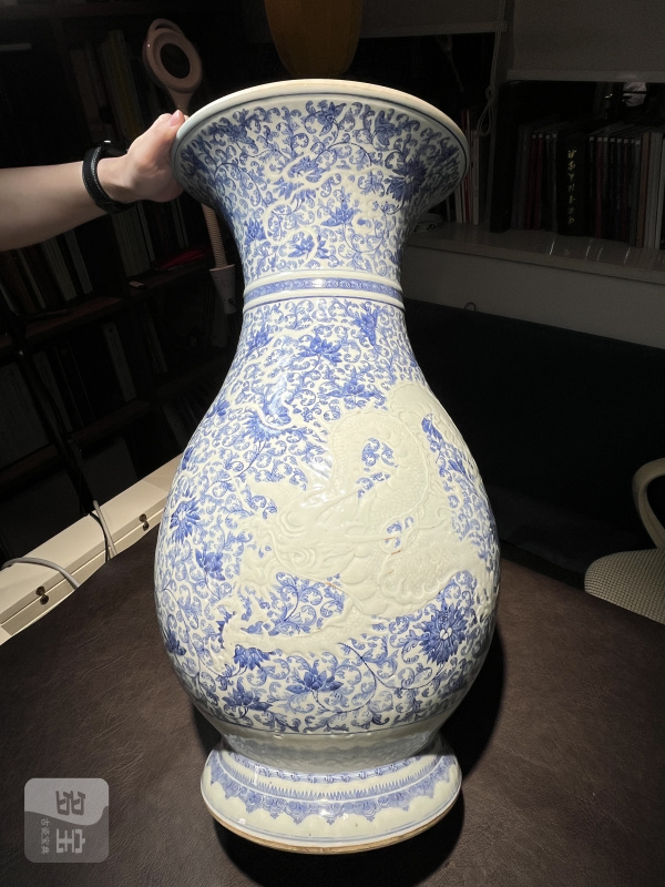 清雍正 青花锥拱穿花龙纹大尊 - 图20